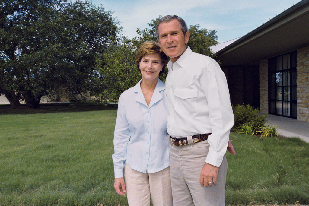 President George W. Bush and Mrs. Laura Bush pose for photographs , September 30, 2005, at Prairie Chapel Ranch in Crawford, Texas.  (P20878-14)
