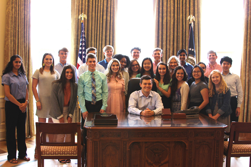 Camp43 2017 - Oval Office