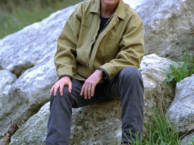 President George W. Bush poses for artist Robert Anderson, a portrait painter and former Yale classmate, March 29, 2002, at Prairie Chapel Ranch in Crawford, Texas. (P15315-24)