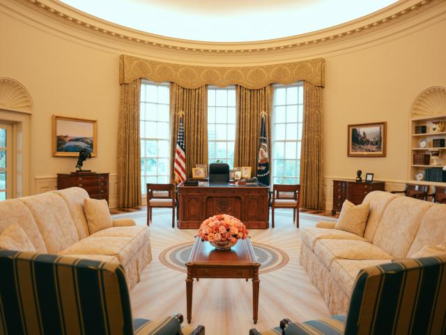 Oval Office replica.